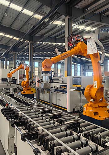 Automatic machines for aluminum door fabrication